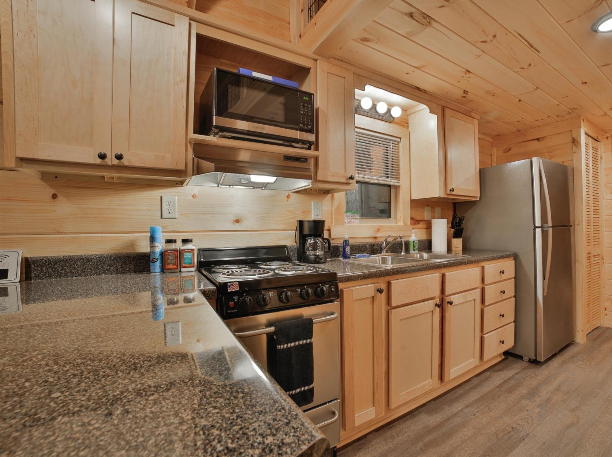 Martha Cabin Tiny Cabin By Downtown שאטאנוגה מראה חיצוני תמונה